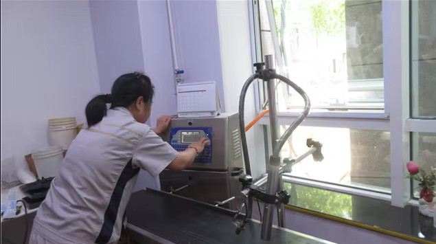 Beijing Junjing Hotel Products Co., Ltd. 工場生産ライン